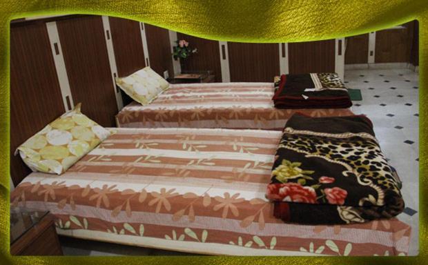Hotel Mid East Haridaspur Ngoại thất bức ảnh