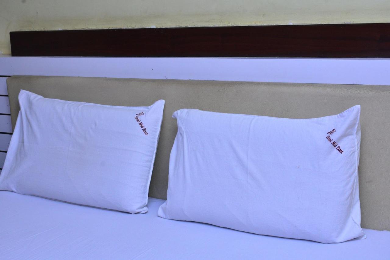 Hotel Mid East Haridaspur Ngoại thất bức ảnh